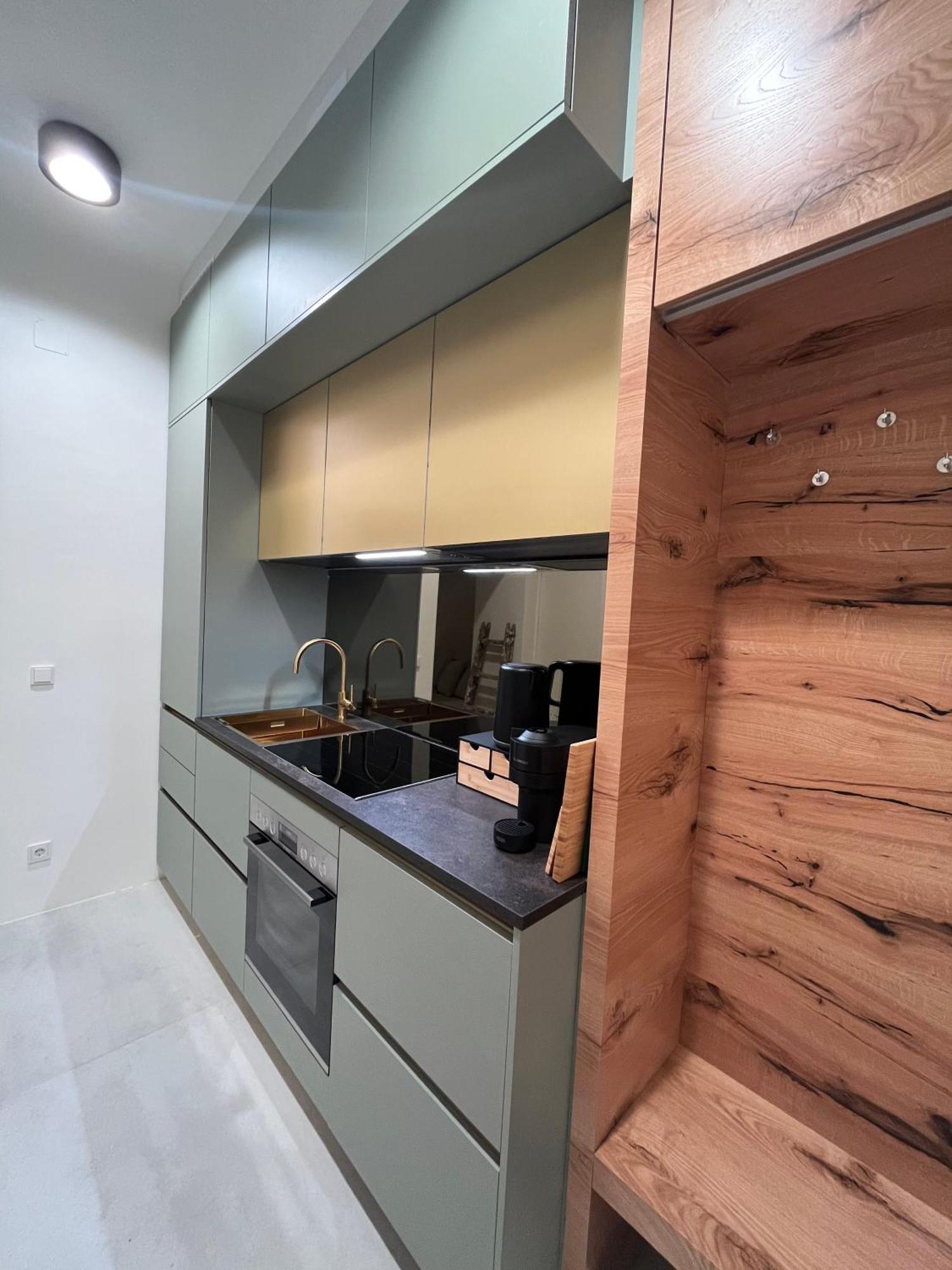 Luxurious One Room Apartment Near Schoenbrunn Palace Wina Bagian luar foto